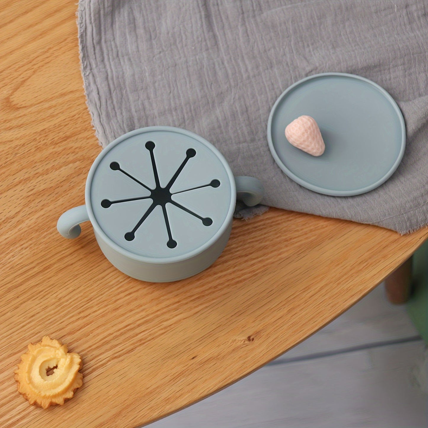 Dimpley GrabBowl™ – No-Spill Silicone Snack Cup with Lid