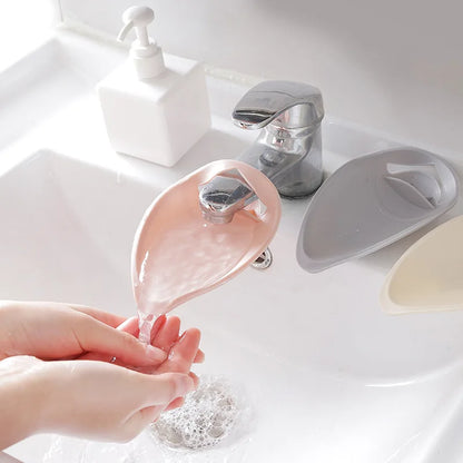 SplashReach™ – Kids’ Hand-Washing Faucet Extender