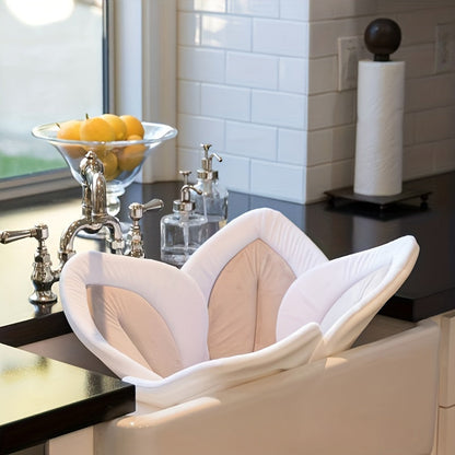 BloomBather™ – Plush Flower Baby Bath Pad