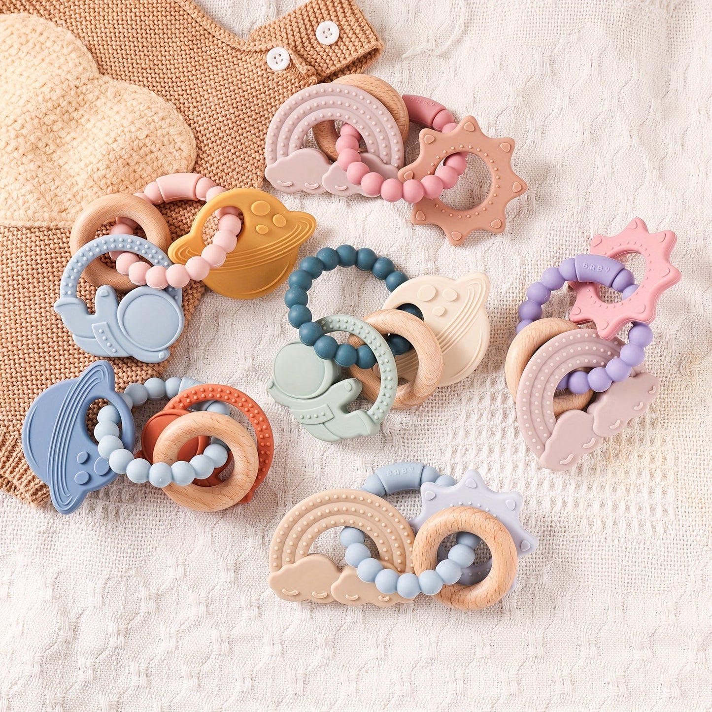 CosmoChew™ Wooden & Silicone Teether Set